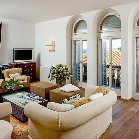 Guest house Exclusive With Indoor Pool Hvar Town